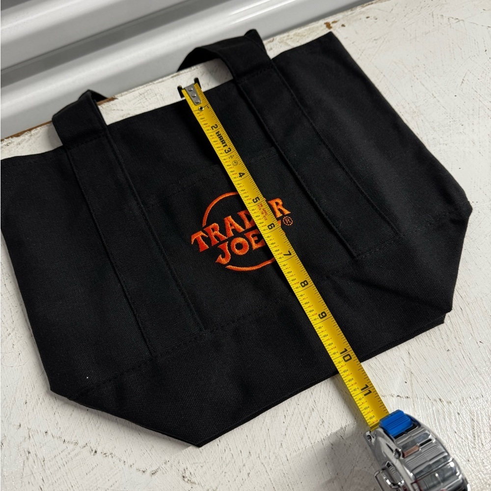 Trader Joe’s | Bundle of 4 Halloween Mini Totes - Picture 4 of 5